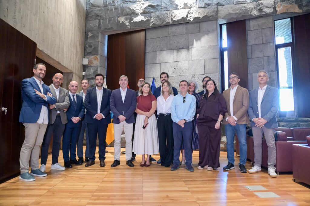 La Plataforma de la Tele con el presidente de Canarias, Fernando Clavijo
